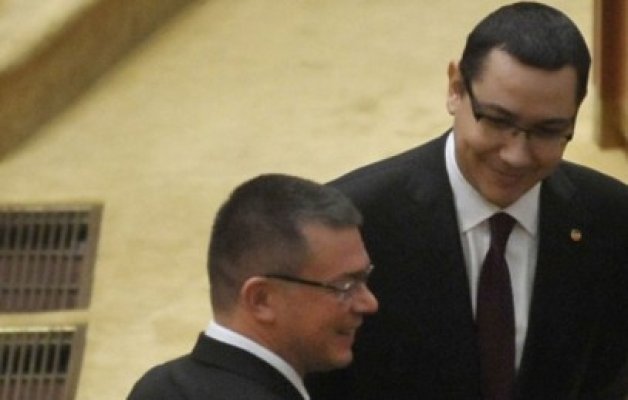 Ungureanu, în plen: Guvernul Ponta a picat la examenul bugetului, ţara se întoarce la socialism
